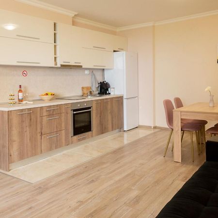 Apartment Elimar Burgas Stad Buitenkant foto